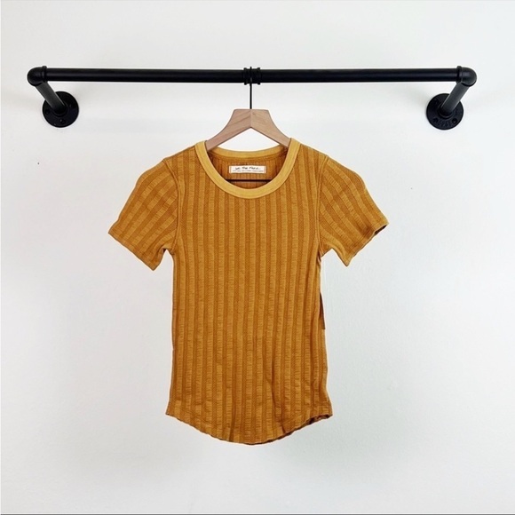 NWT Free People Escape Ribbed Tee in Tamarind Combo Gold - Picture 3 of 7